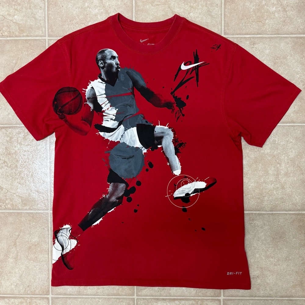 Nike Kobe Bryant Dri-Fit Shirt Red Men’s M Outdoor Basketball Gym Workout